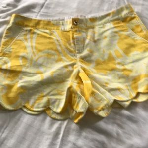 Lilly Pulitzer buttercup shorts